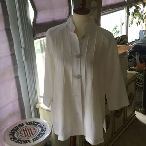 GORGEOUS EMMELLE button down blouse!!!!!!